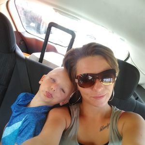 Meet your Posher, Stephanie